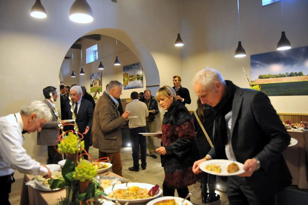Palazzo Boccella Pensionat Villa Basilica Eksteriør billede